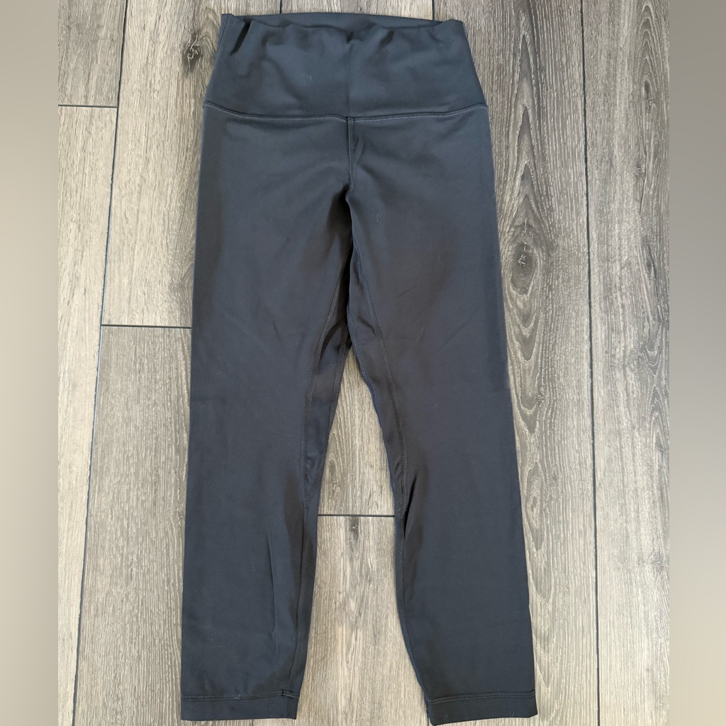 Lululemon Align 23 Brand New